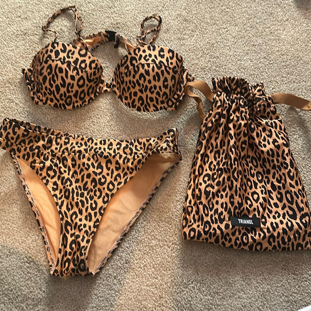 Triangl Bikini